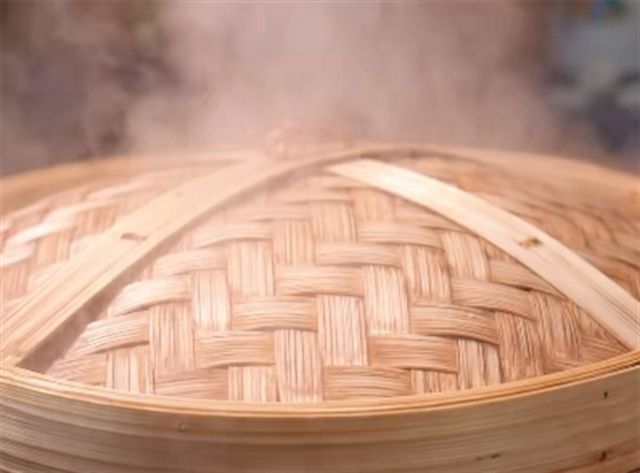 绿豆糕怎么做？这样制作做好后绵软细腻不发粘香甜不腻口(图3)