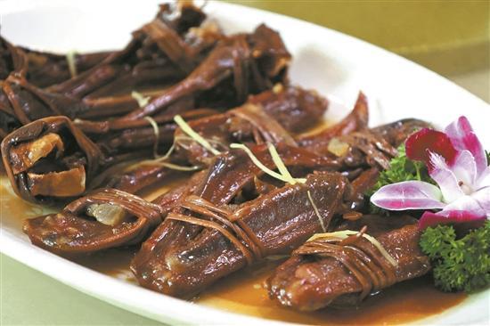 珠海斗门横山鸭扎包：省级非遗风味技艺独特 百年佳肴承载“家”的味道(图3)