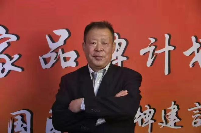 北京传统小吃与文化传承：咯吱盒的历史背景和现代机遇。(图1)