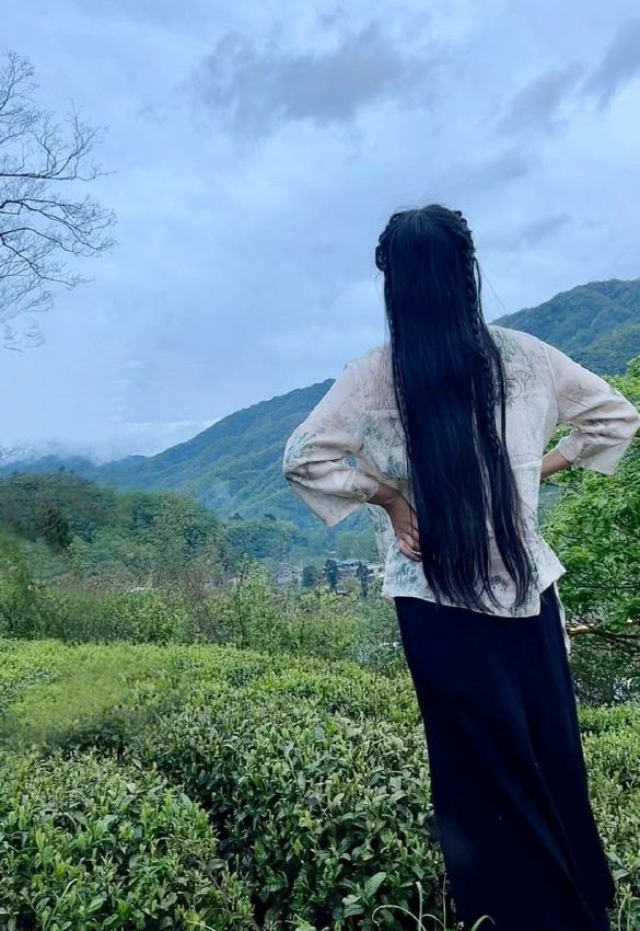 李子柒更新视频宣布回归将发小作文揭露真相停更三年从未放弃(图5)