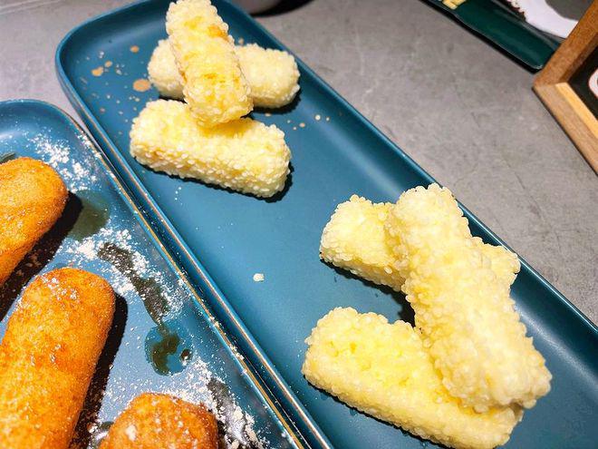 尝鲜必点！新疆馕坑烤全鱼！试过才是真爱！让你爱上新疆美食！(图7)