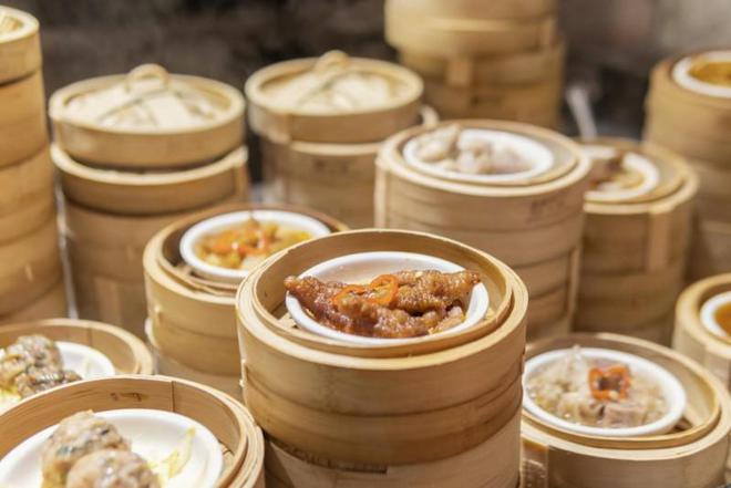 冬季的第一口鸡汤：中国粤菜文化传承与创新者！(图1)