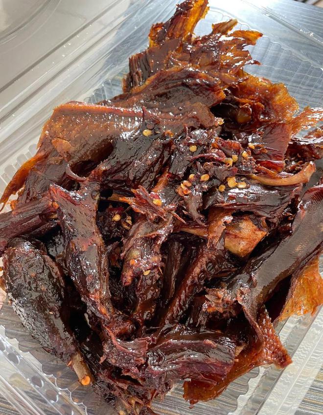 江苏酱板鸭：传统工艺美味传承(图1)