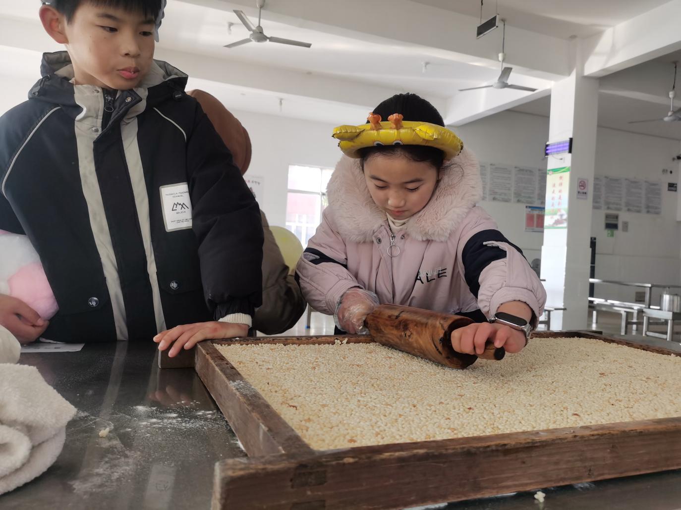 宣城广德市杨滩中心小学举办2024民俗文化活动传承传统文化迎新年(图2)