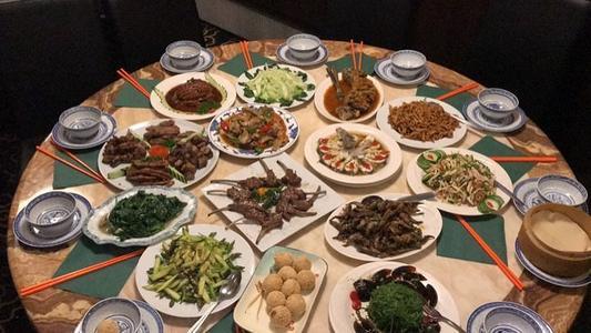 “中华美食”传承数千年？先秦时代的“美食”一般人接受不来(图1)