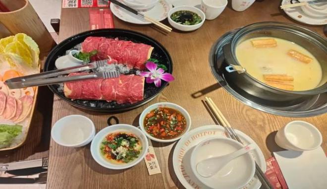 品味非遗粥底火锅感受传统文化美食(图2)