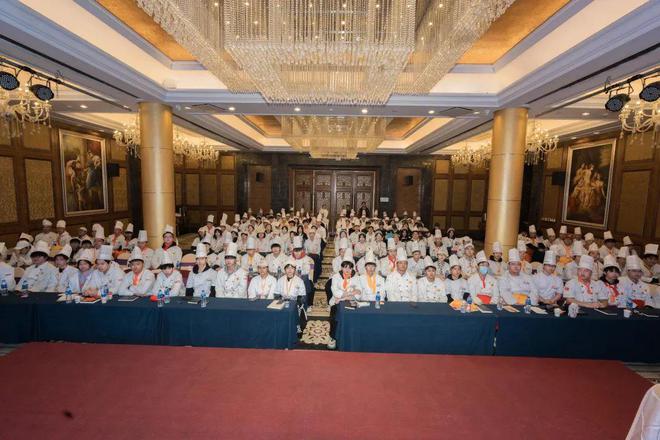 以考促学以证提技。2024年度深圳新东方全国美食营养师食品安全管理师培训圆满结束(图1)