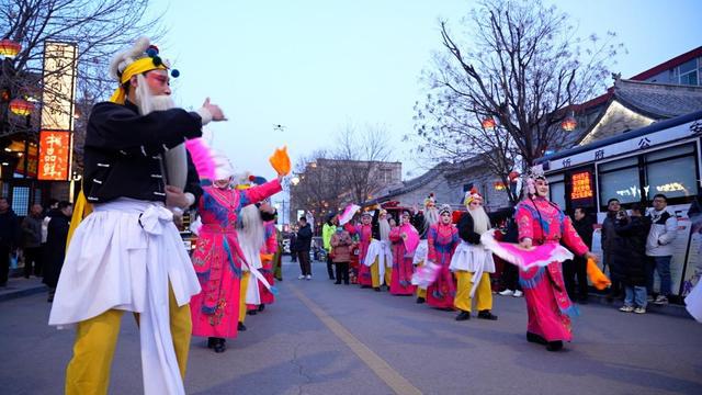 “欢乐中国年 地道山西味”文旅嘉年华在忻州古城启动(图4)