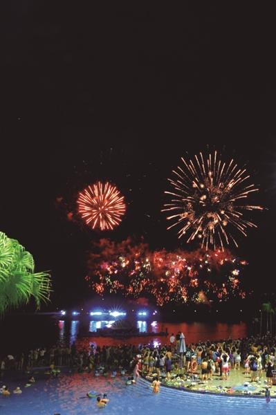 2024年端午佳节传统美食及制作方法2篇pptx(图1)