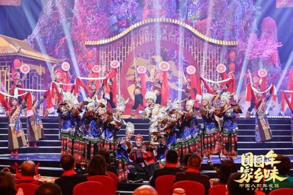 “食”光盛宴：《团圆年·家乡味——中国人的年夜饭》燃爆蛇年新春(图2)
