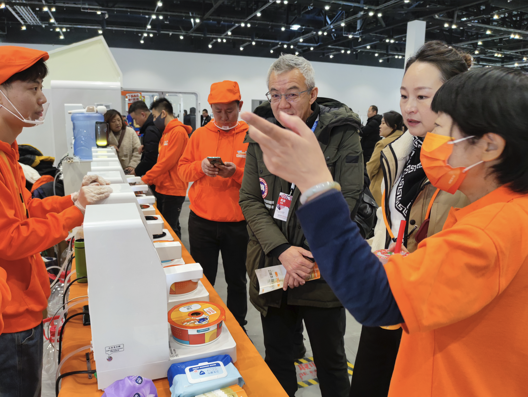AI美食大放异彩美邻小厨一平米智慧餐厅成为36届雅森展靓丽风景线(图4)