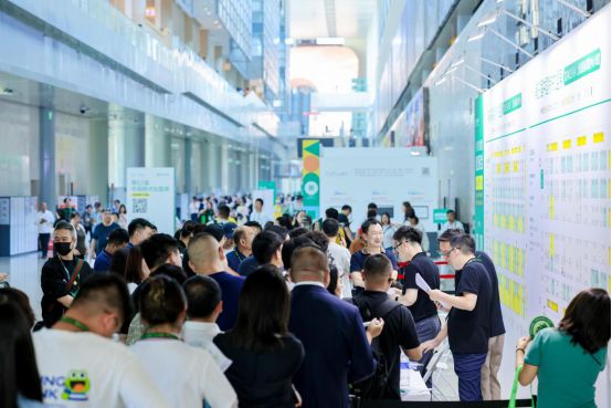 2025餐饮人必逛！“两场展会+一场大会”解锁全年商机密码(图2)