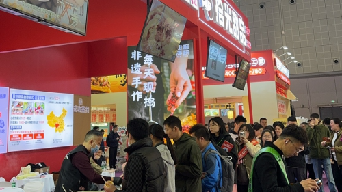 池嬢拌粉上海加盟展会之行圆满落幕 创新小吃模式引行业关注(图1)