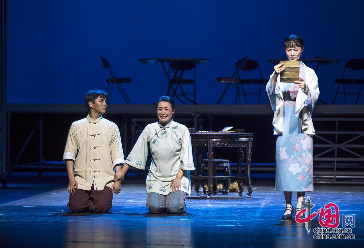 岭南饮食文化绽放舞台 话剧《燕食记》在京首演成功(图10)