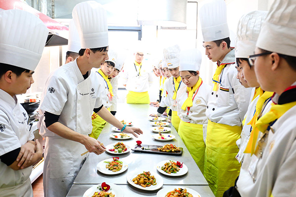 想要征服成都火锅餐饮业这些餐饮管理知识你一定要知道!(图1)