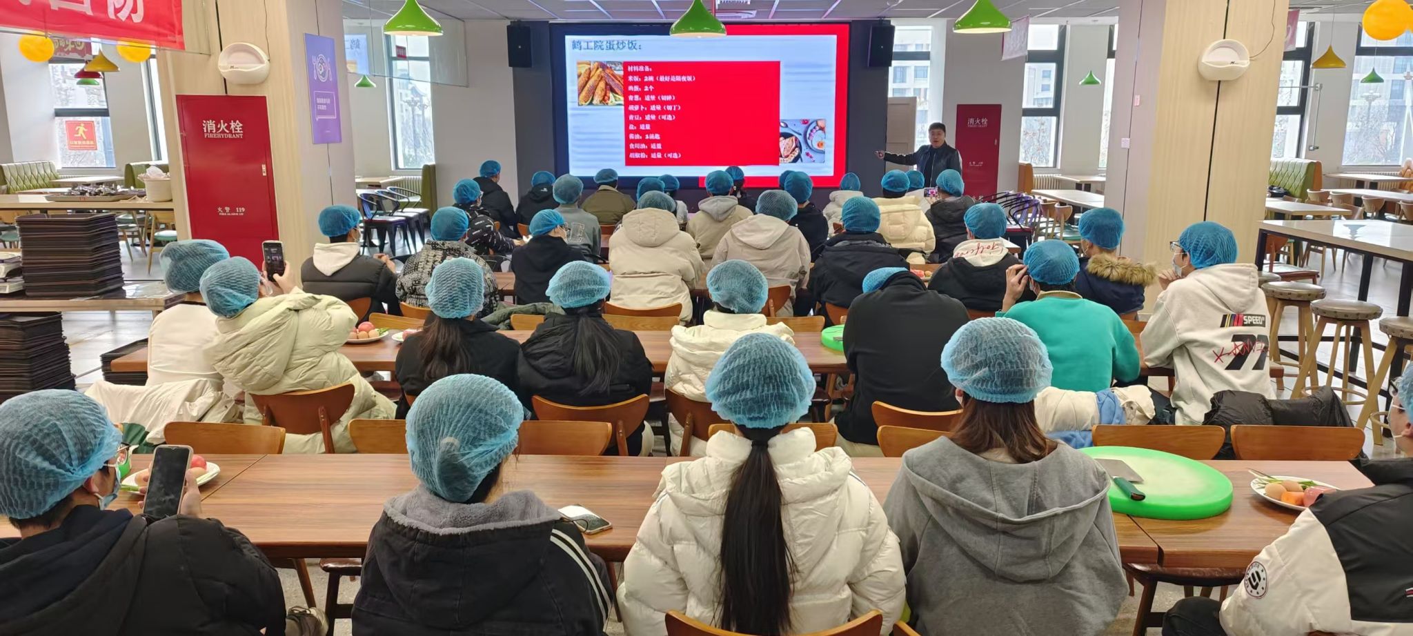 厨电新物种到厨房中国方案：饮食文化与烹饪科技的跨时空变革(图1)