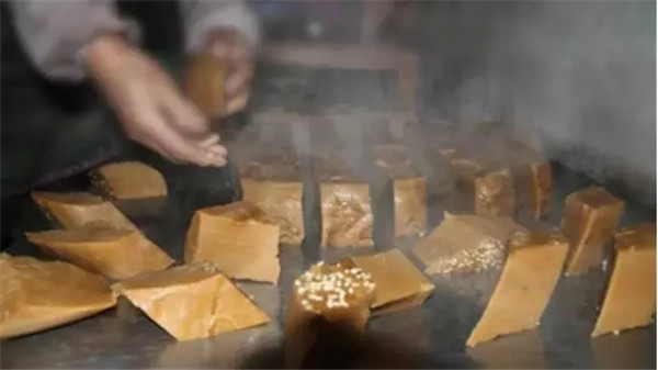 传统美食承载文化记忆值得追捧。(图1)