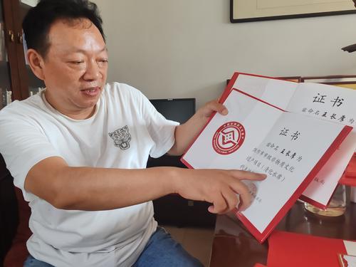 以匠心守护非遗让餐饮文化“活”起来(图1)