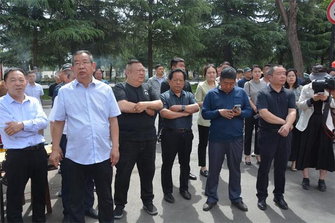 劲松卤肉非遗馆洛阳龙门石窟店盛大开馆 百年传承再启新篇(图12)