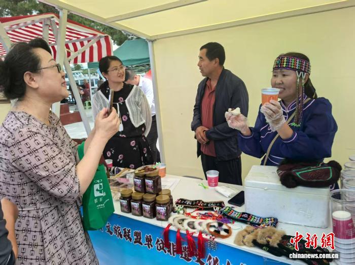 边城呼玛：非遗大集热闹开场 游客尽赏G331沿线文化魅力(图3)