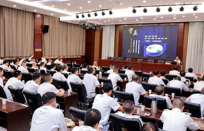 2025年汾阳市中式烹调高级研修班圆满收官 为“中国厨师之乡”注入传承新活力(图3)