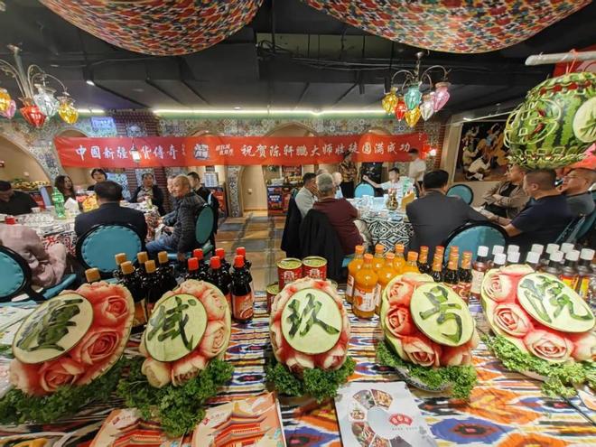 艺脉相承启新章 春日臻味共鉴藏 天山雪润鼎轩味 陈门膳道铸匠心(图2)