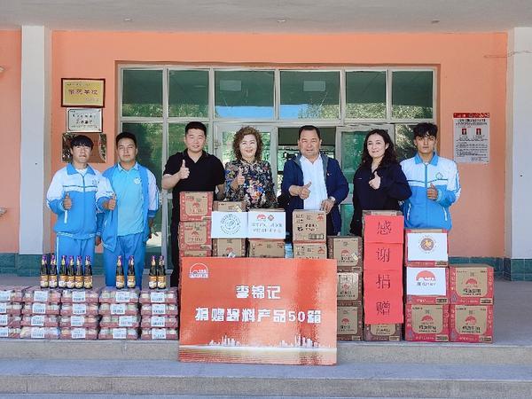 李锦记的边疆行：粤菜师傅跨越千里对话新疆风味(图8)