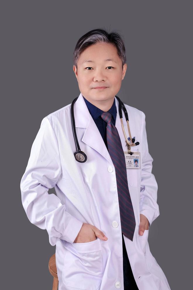 53岁湘雅二医院唐浩医生去世最后露面满头白发为学医放弃保送(图4)