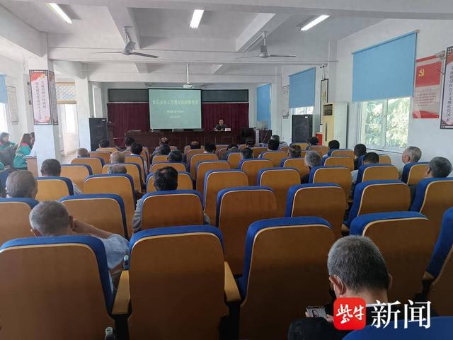 美团推出AI工具助力餐饮商户数字化经营免费培训助小店腾飞(图1)