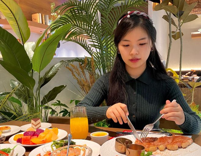 网红探店说实话称牛排硬的像鞋底随后被餐厅起诉要求赔偿158W(图2)