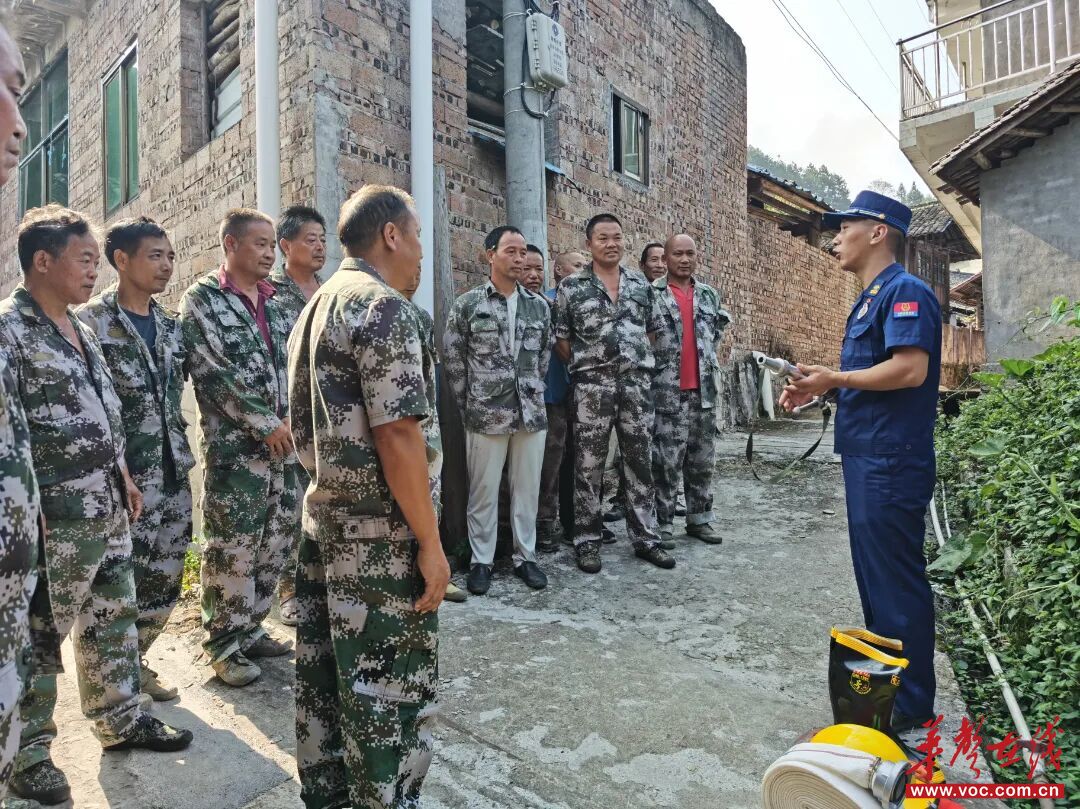 不再远水救近火村头就有消防站！湖南消防破解农村难题(图4)