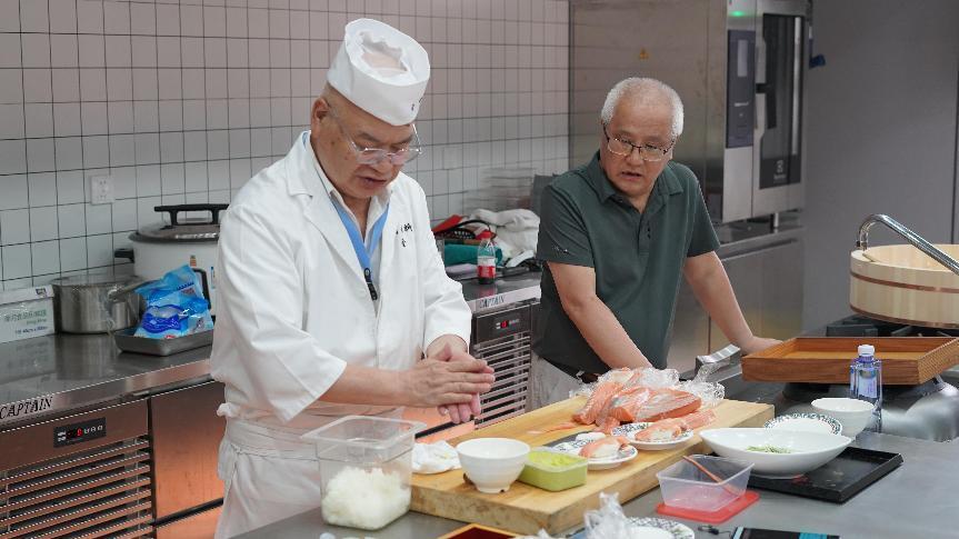 林伟明：坚持“健康第一”理念用心守护师生饮食安全(图1)