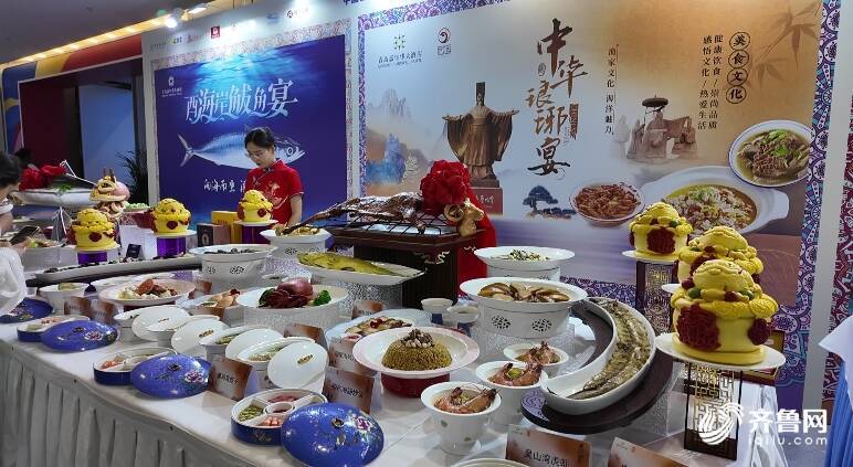 青岛西海岸推出美食盛宴 中华鲅鱼宴、琅琊宴亮相(图1)