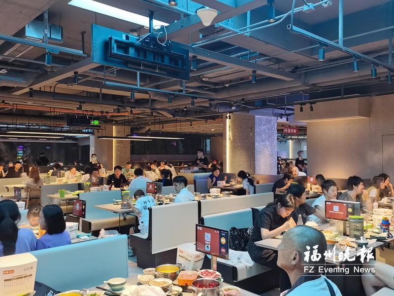 福州海鲜集市火锅“火”遍全国(图1)