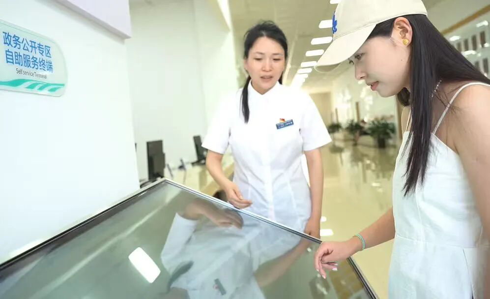 雨城区：“开办餐饮店一件事” 让开店办证省时省心又省钱(图4)